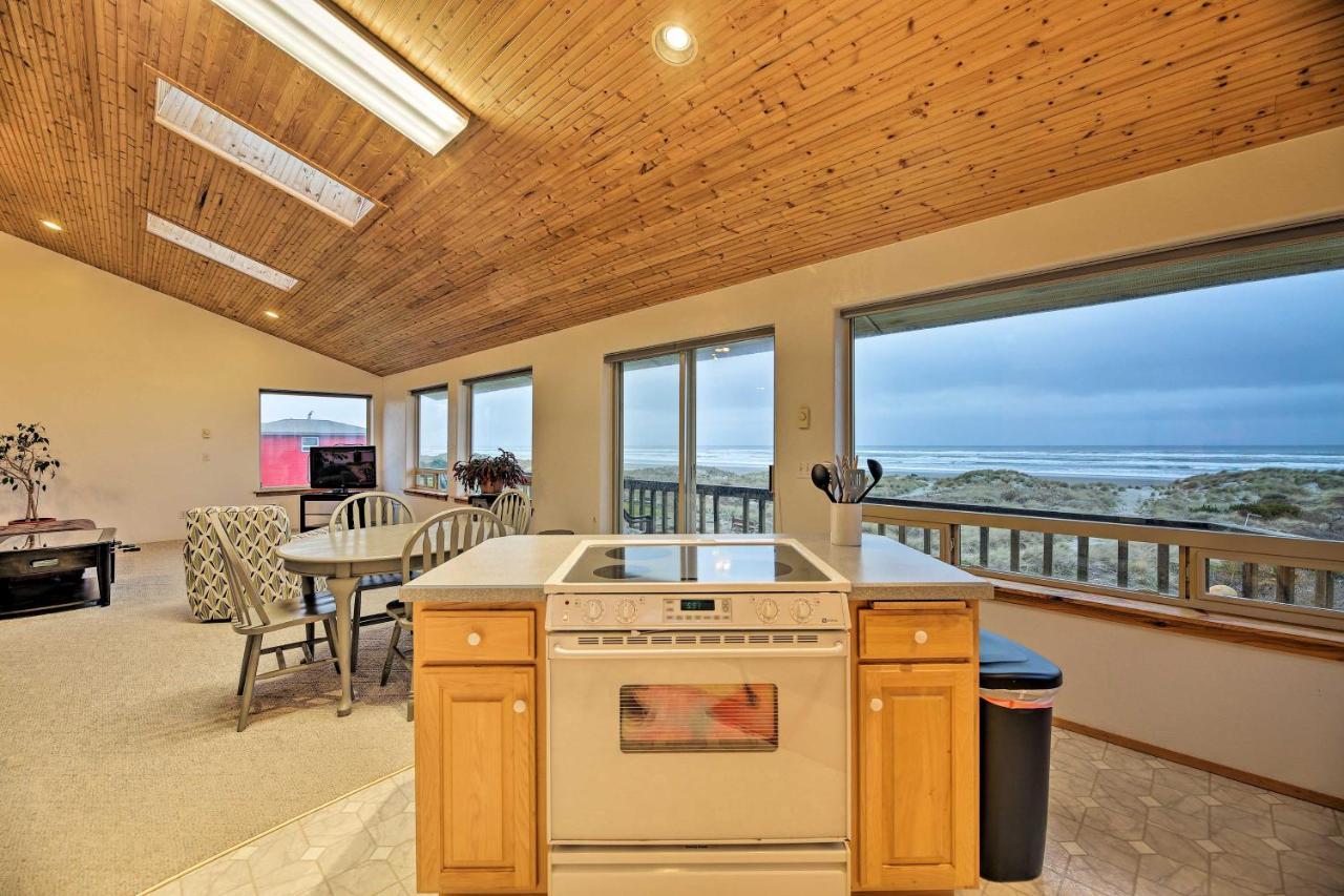Sanderling Sea Cottages, Unit A Pet Friendly! Уолдпорт Екстериор снимка