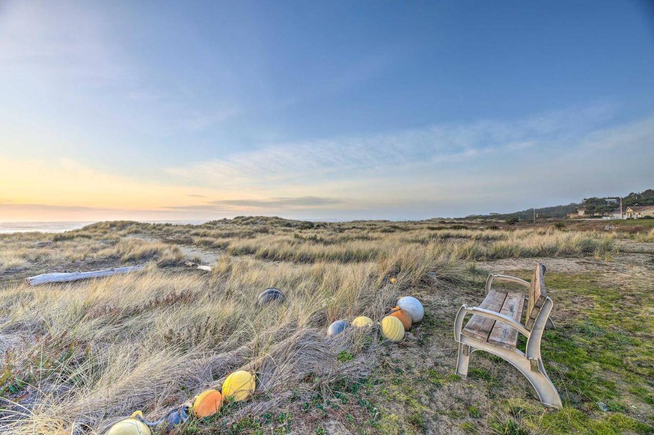 Sanderling Sea Cottages, Unit A Pet Friendly! Уолдпорт Екстериор снимка